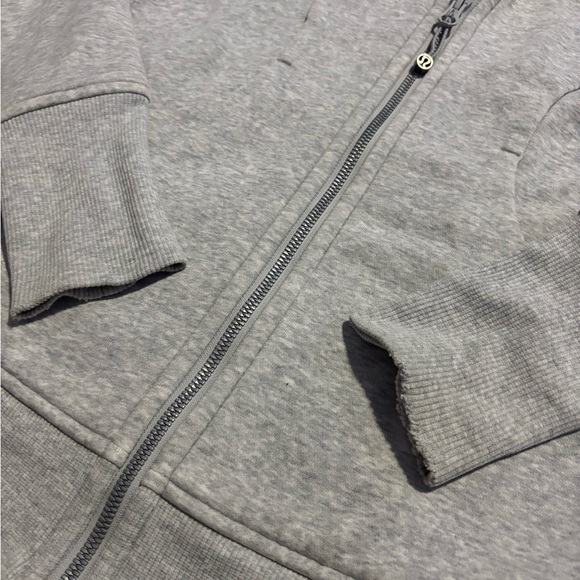 Lululemon Scuba Zip-Up Hoodie (Light Heather Gray) - Picture 2 of 8